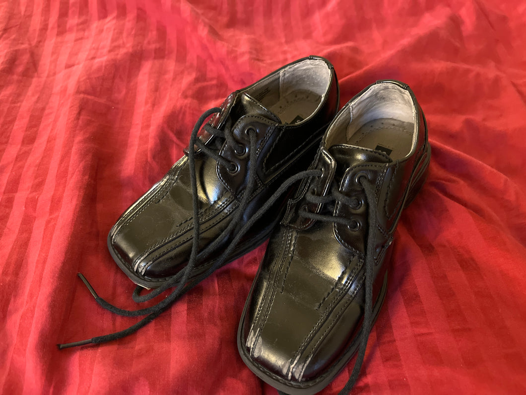 Black dress shoes - size Shoes-youth   11