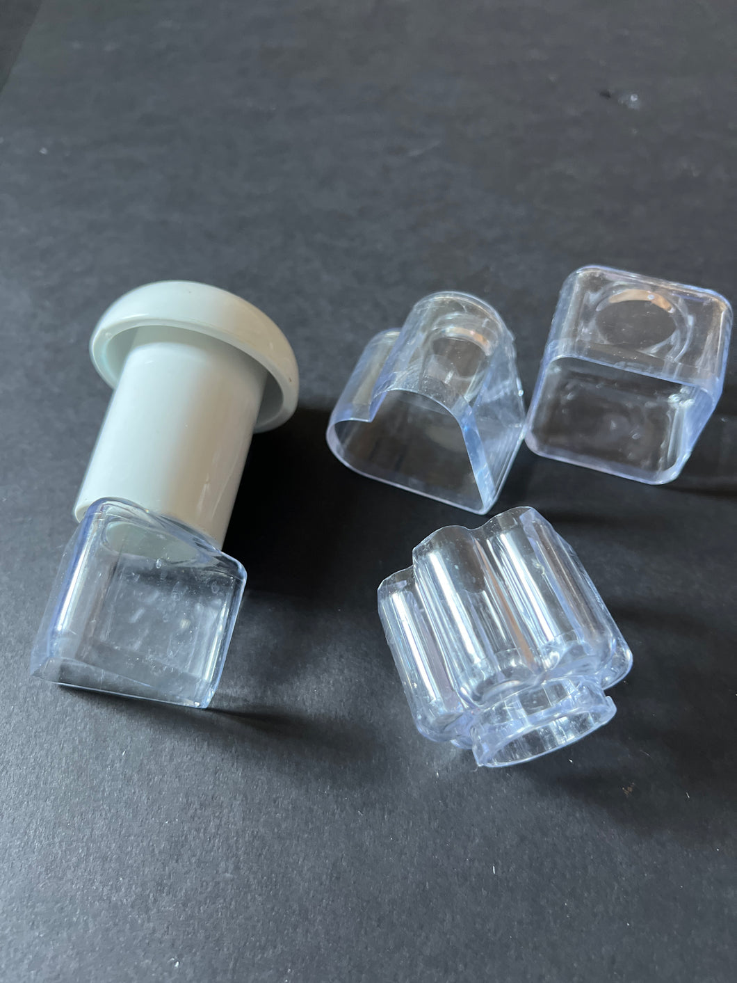 PAMPERED CHEF SHAPE CUTTER