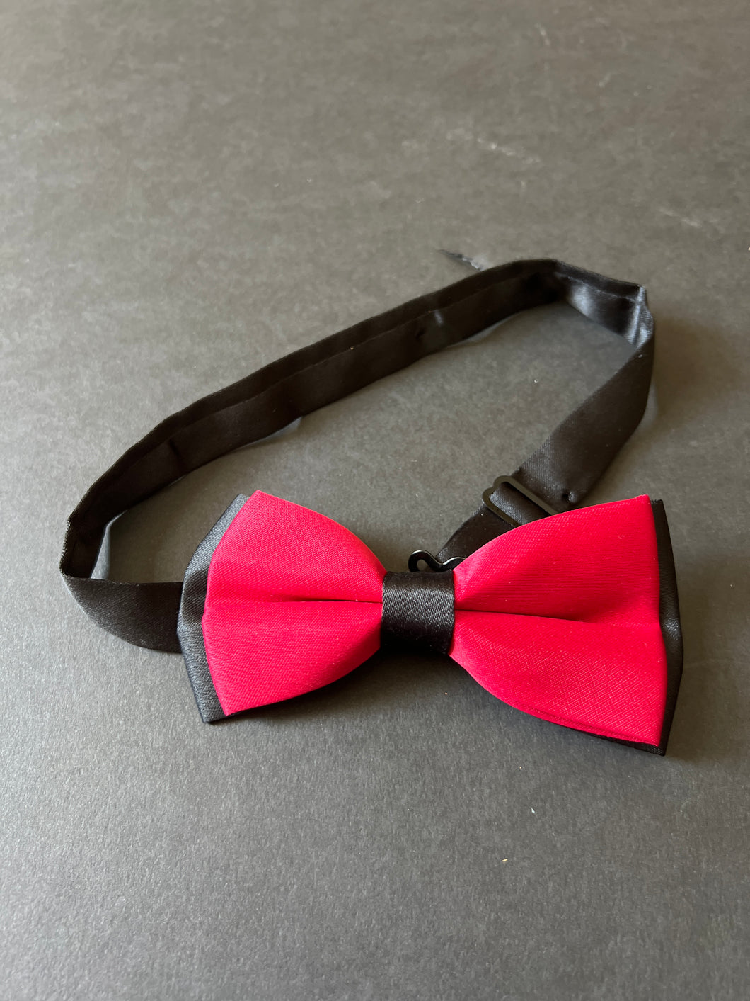 RED BOW TIE