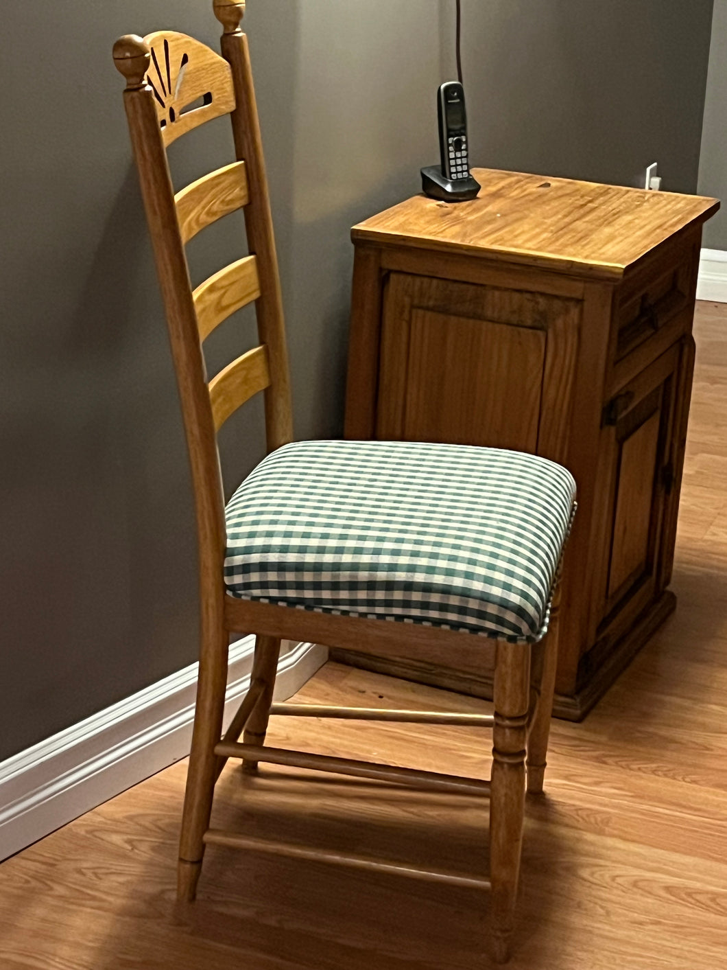 STRAIGHT BACK CHAIR GREEN CHECK FABRIC