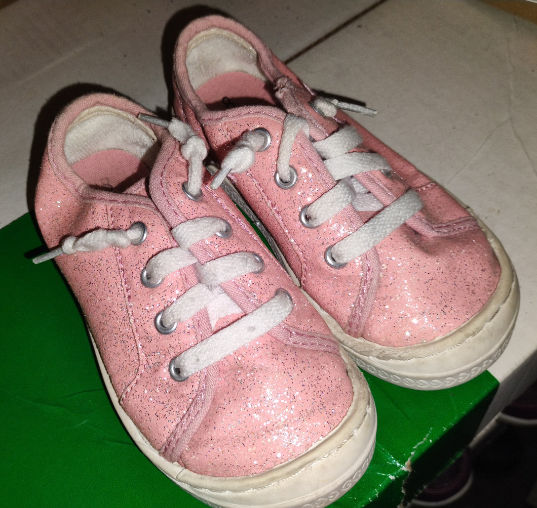 Pink tennis shoes Wonder Nation - size Shoes-toddler 8