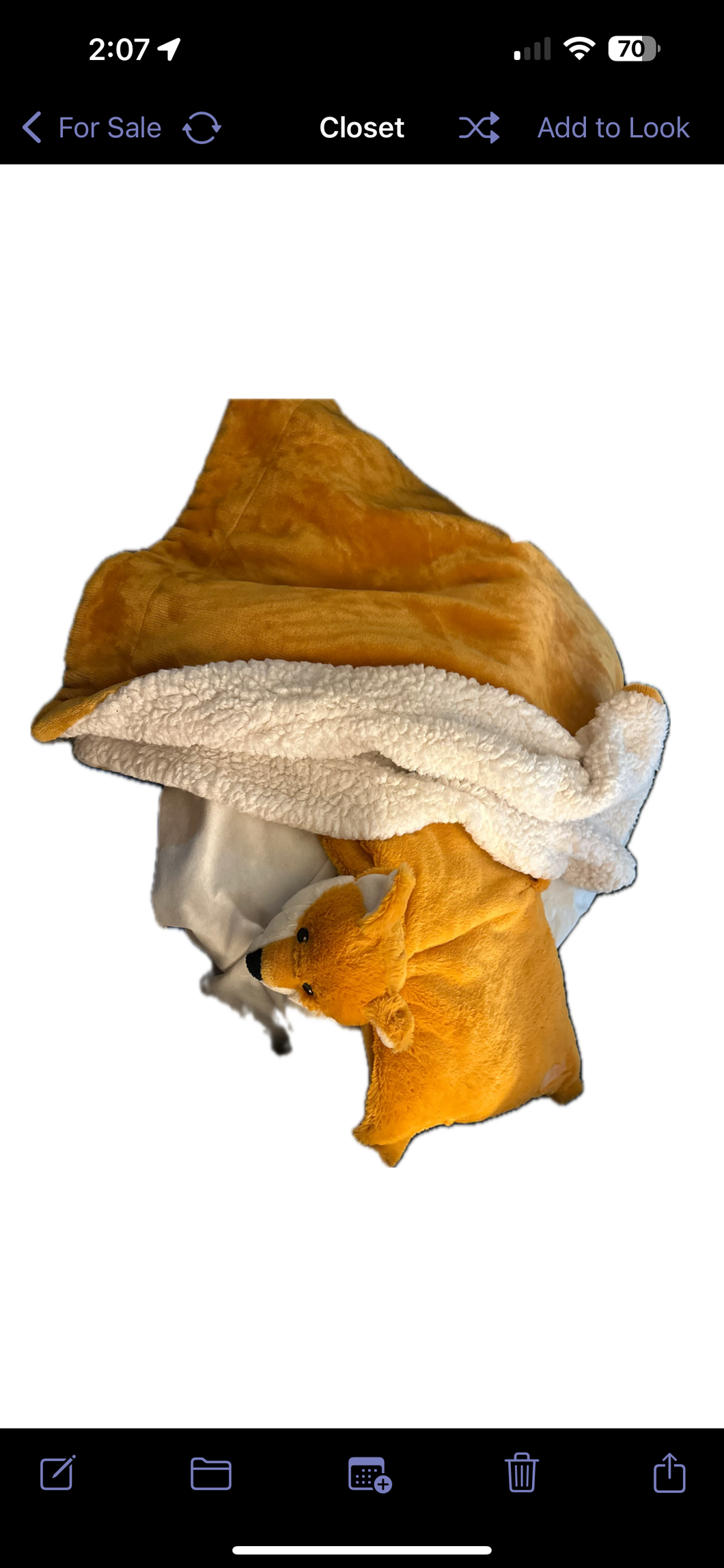 Fox pillow and et