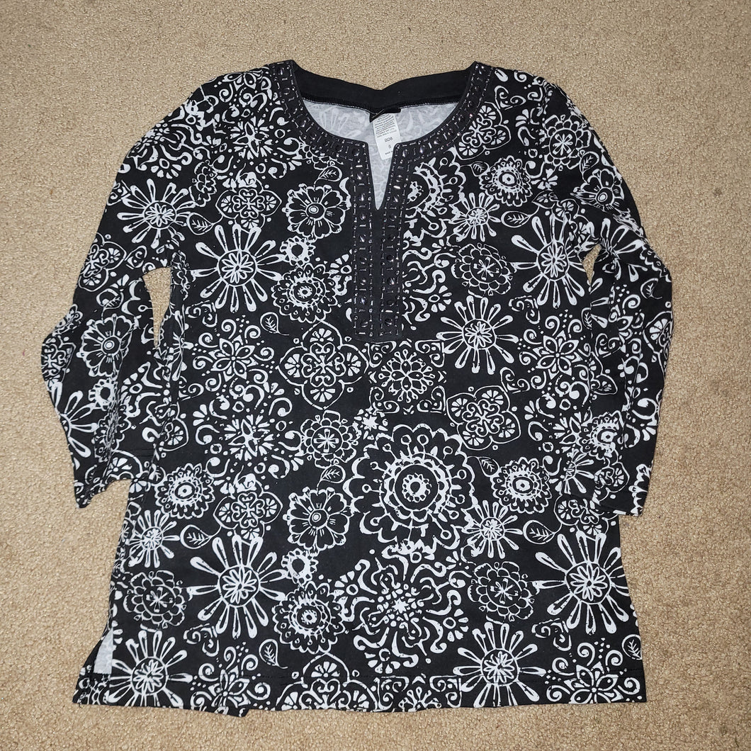 Small B&W top Like New - size Women S (4-6)