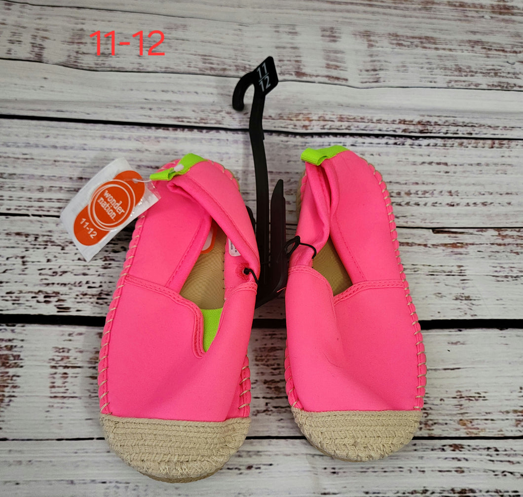new - wonder nation pink water shoes - size Shoes-youth   11