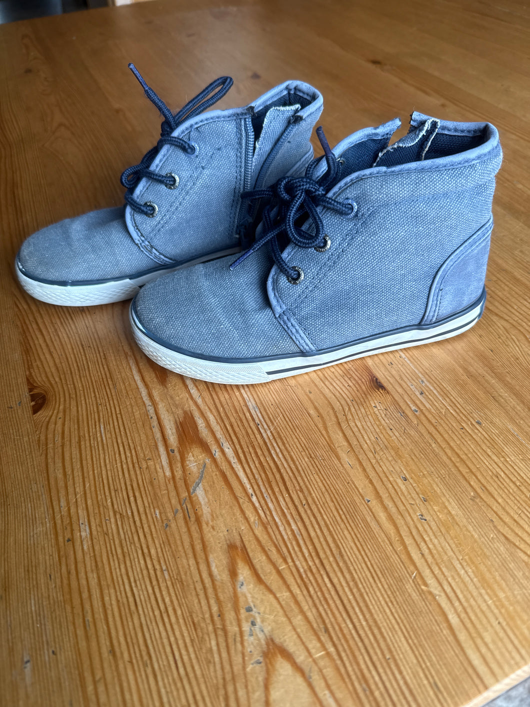 Nautica high top Denim / zip up - size Shoes-youth   12