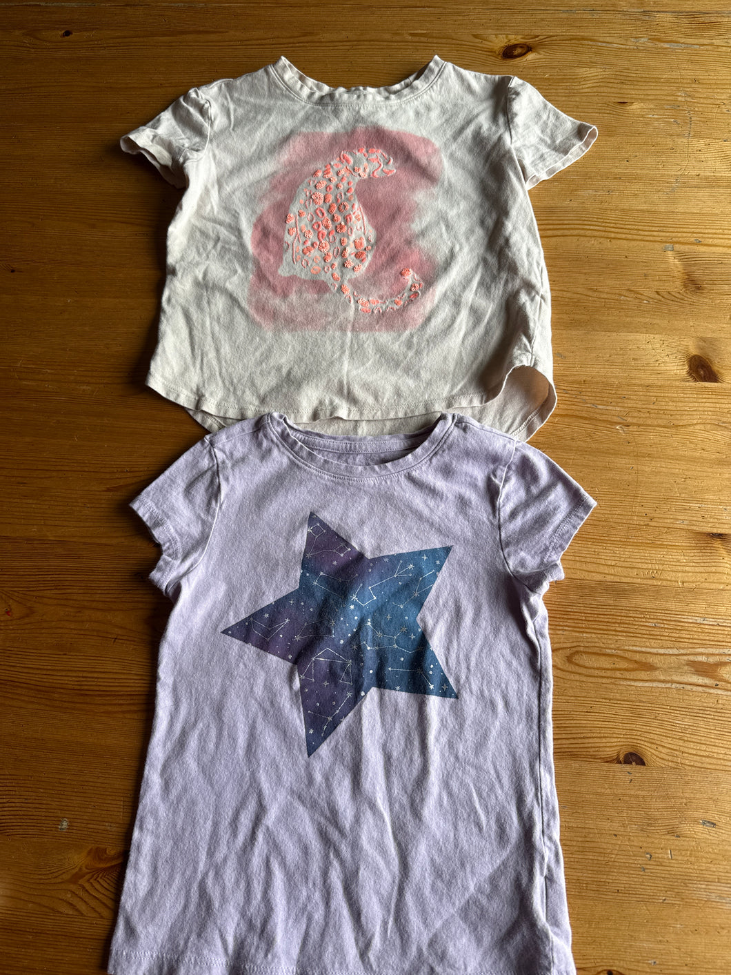 Gap tshirts Puma/purple star - size Kids 6