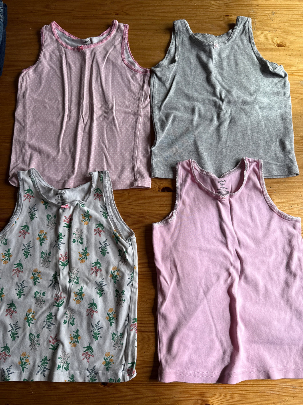 Carters undershirt tanks - size Kids 6