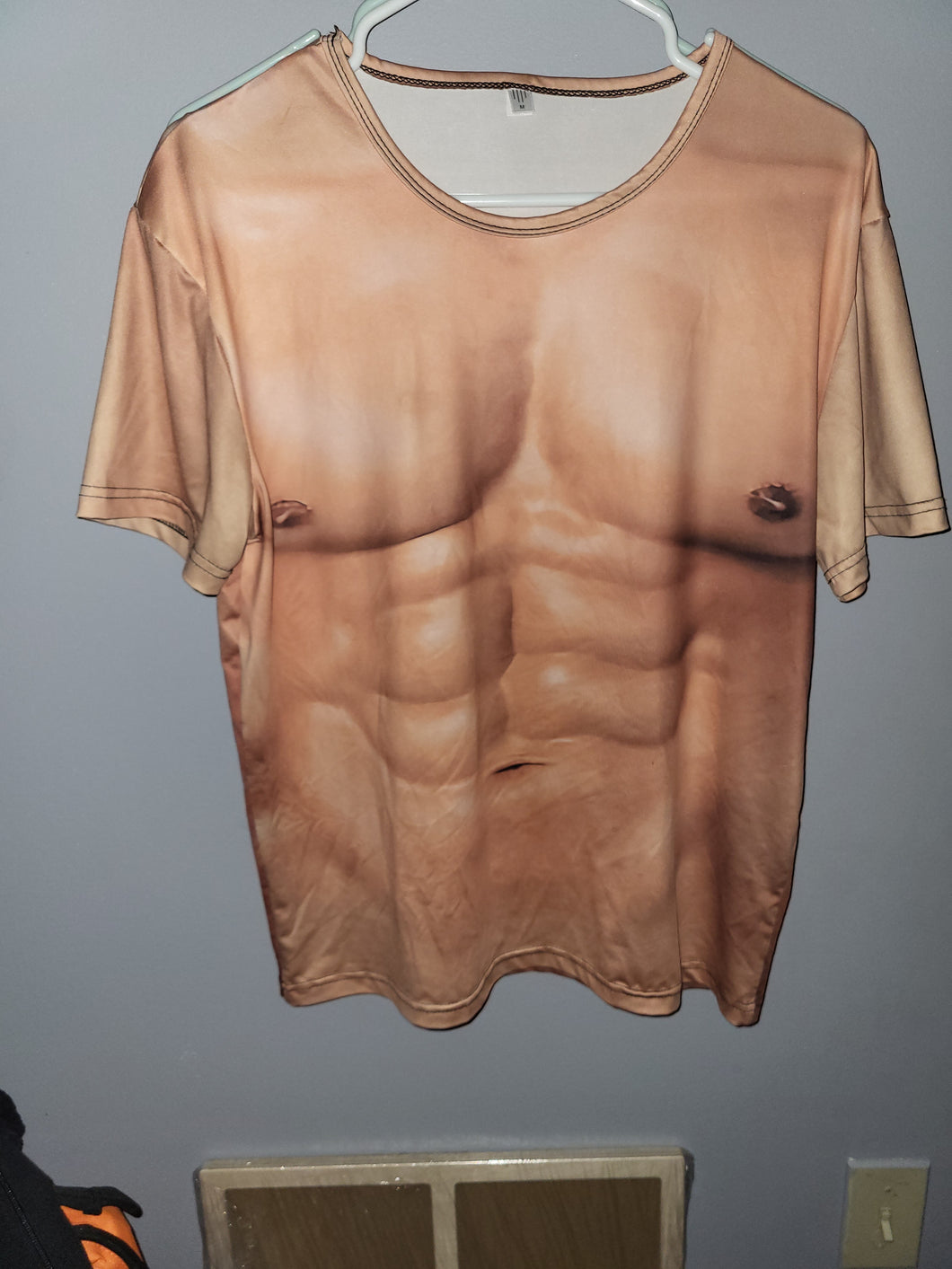 muscles shirt - size Mens M