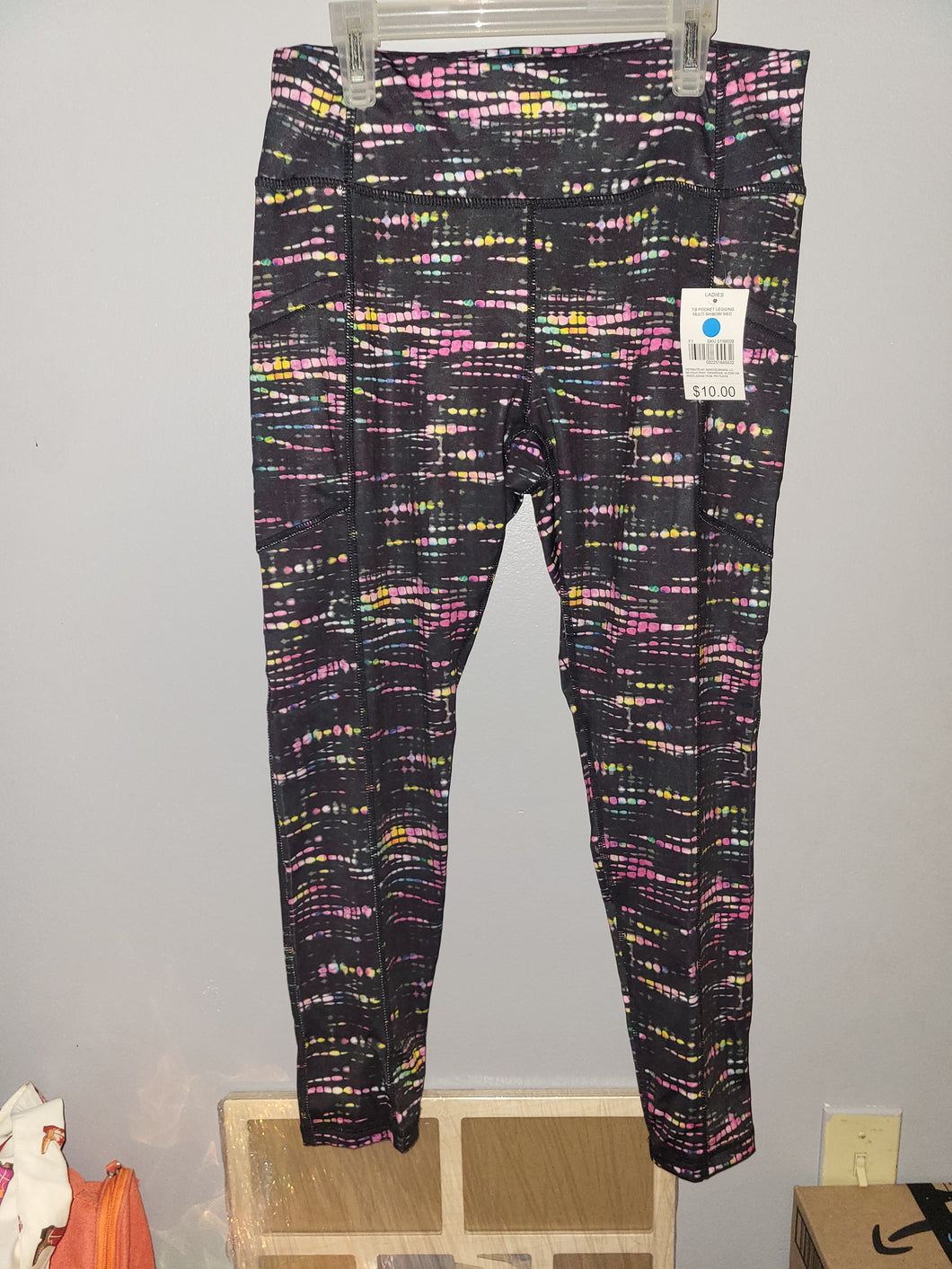athletic leggings nwt - size Women XXL (20-22)