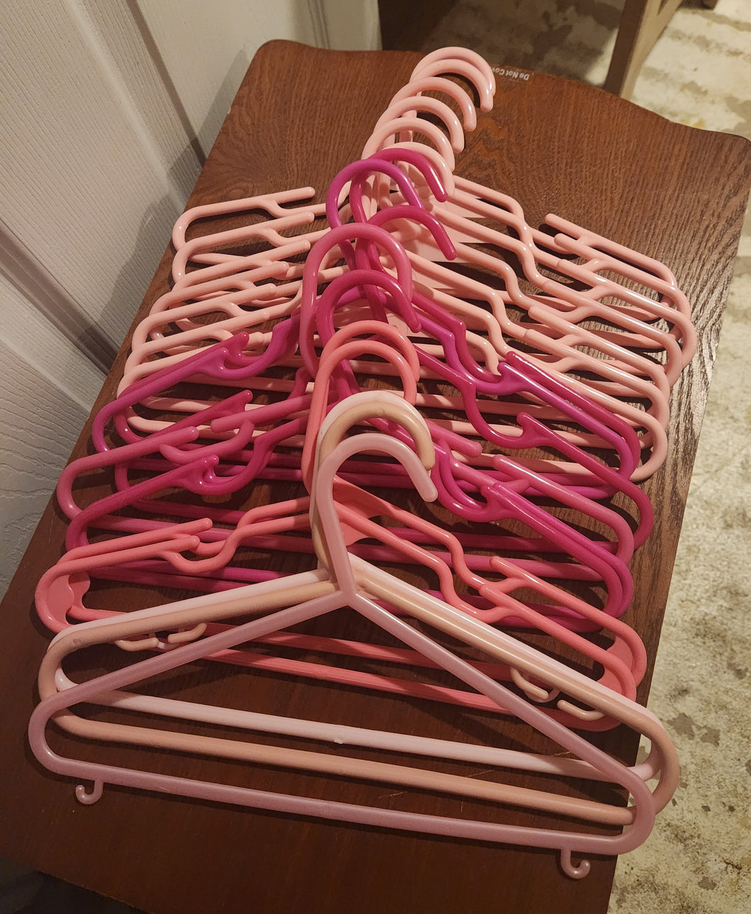 18pc pink baby hangers