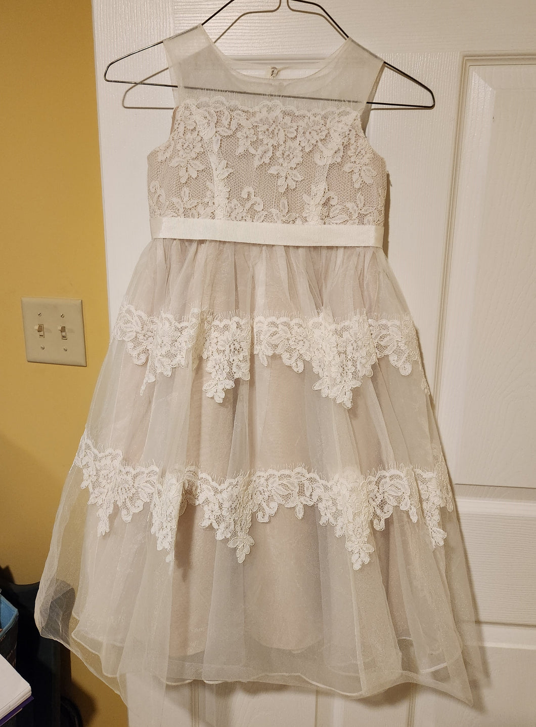 David's bridal dress - size Kids 6
