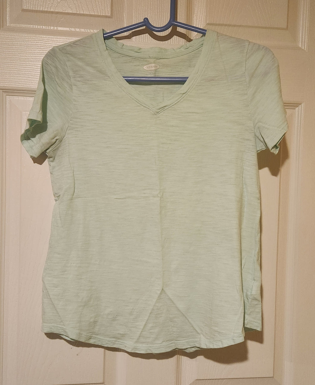 Old Navy light green tshirt - size Women S (4-6)
