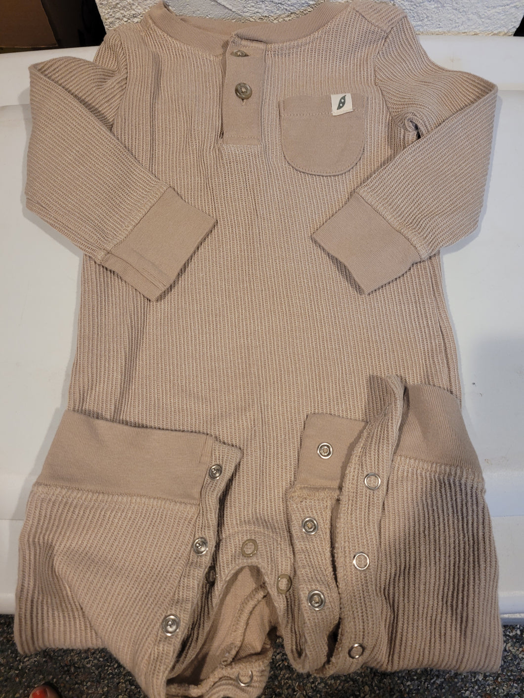 Easy Peasy 1pc Tan Ribbed L/S Pants Outfit - size 12 Months