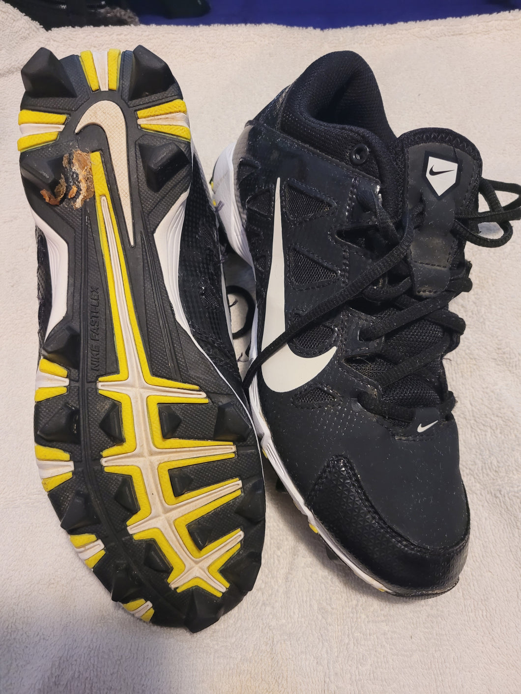 Cleats-Nike size 7.5 Black\White Nike cleats - size Shoes-Womens 7.5
