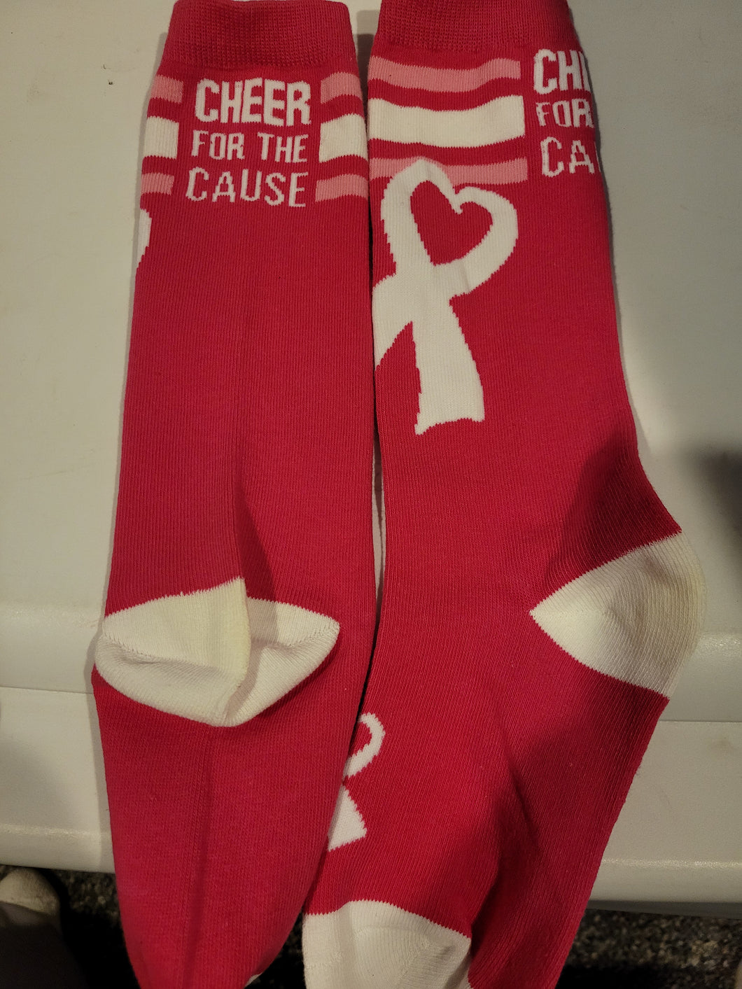 Pink/WhiteBreast Cancer Awareness Socks BN