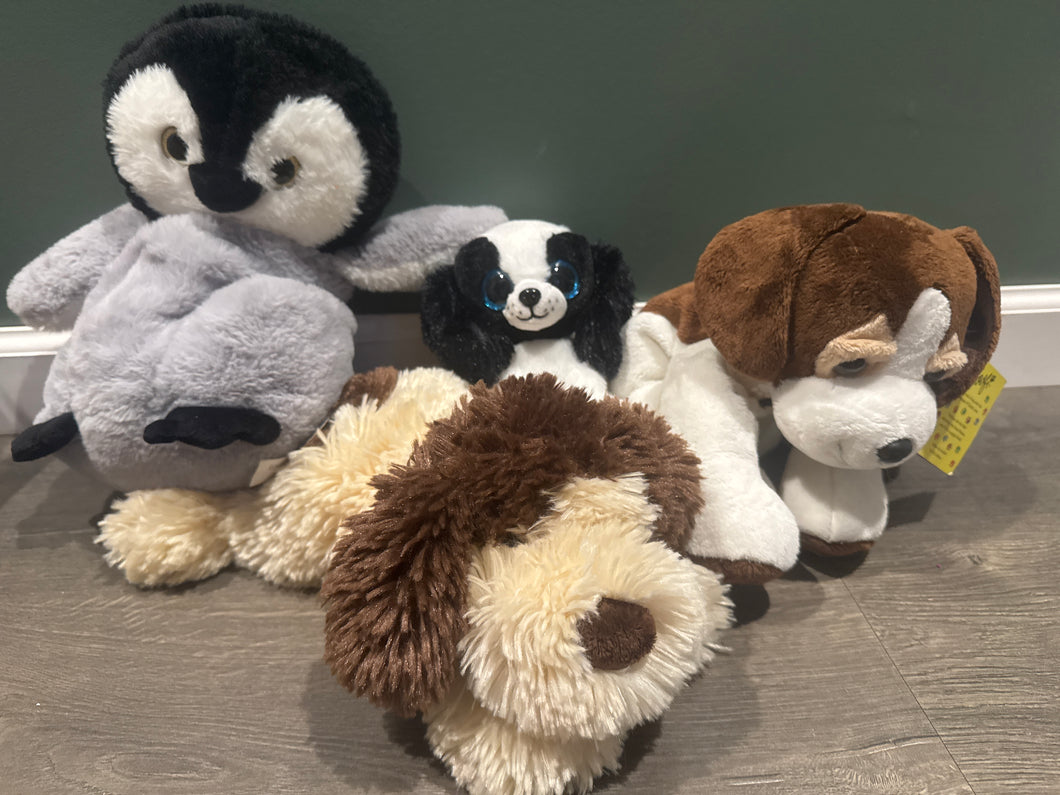4 stuffed animals 3 dogs