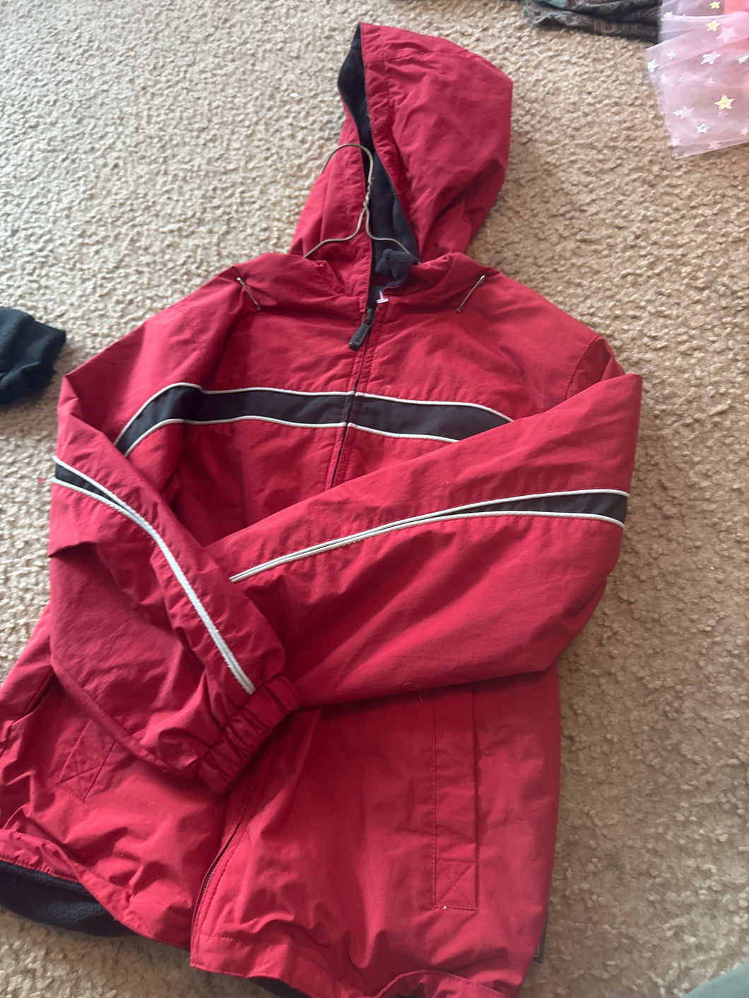 Red fall coat - size Kids 8
