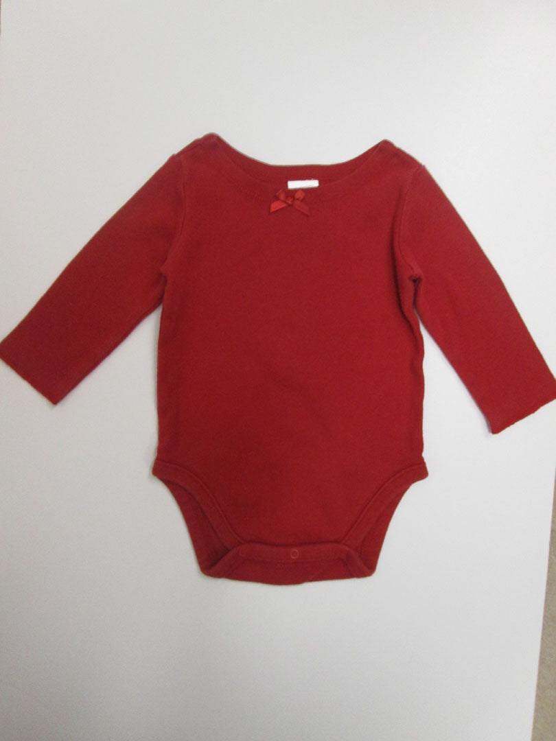 Old Navy red onesie size 6-12 months - size 6-9 Months