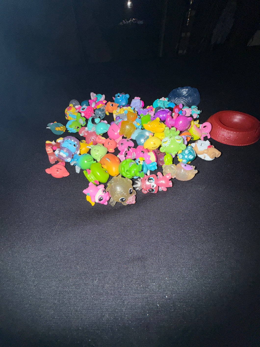 Mini pets/ Hatchimals Over 50 pieces