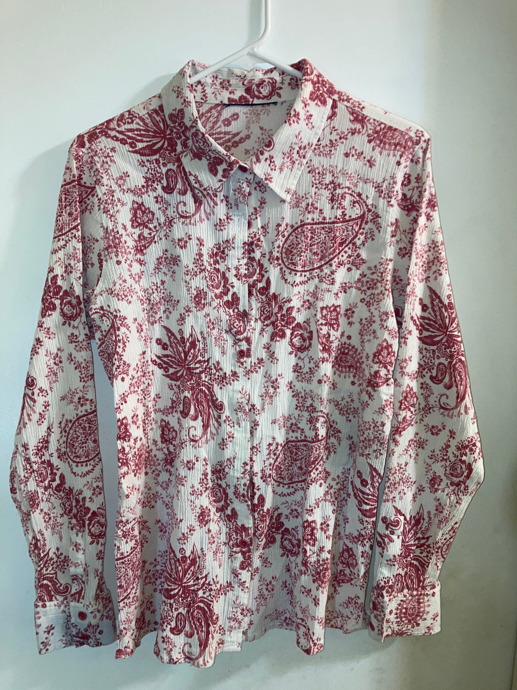 Rayon crinkle shirt long Sleeve button front - size Women M (8-10)