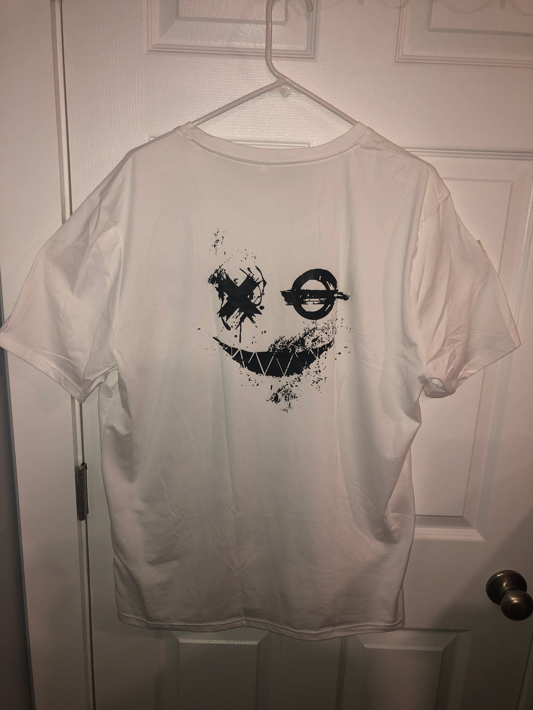 Anime Tshirt polyester NIB large decal on back - size Mens XL