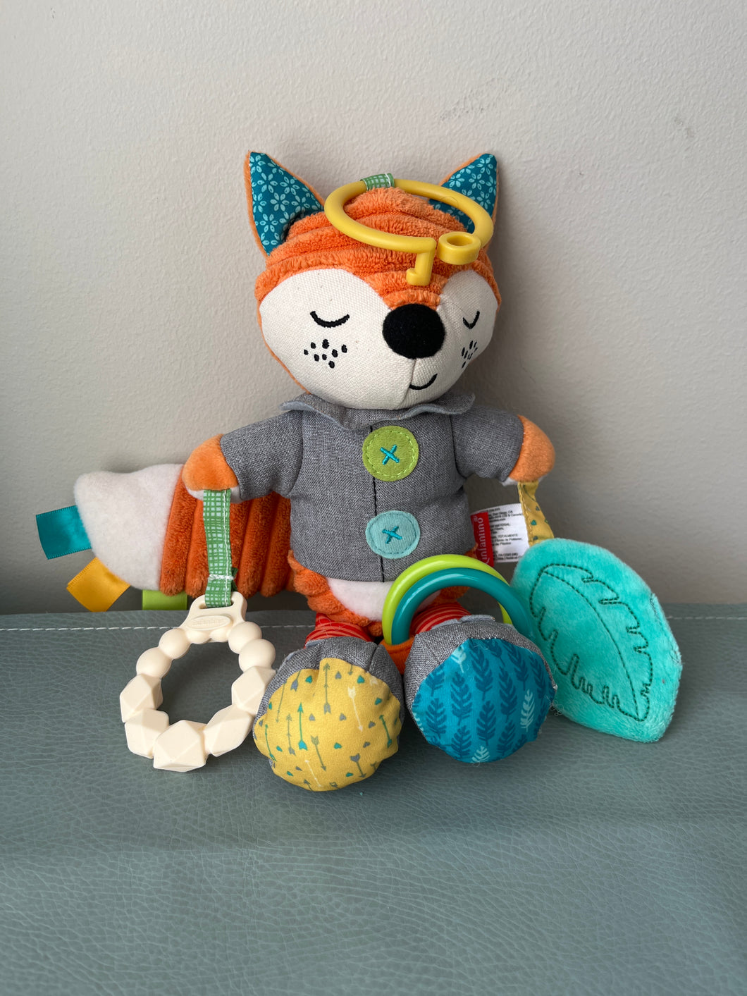 Infantino Sensory Toy Fox with Hanging Clip