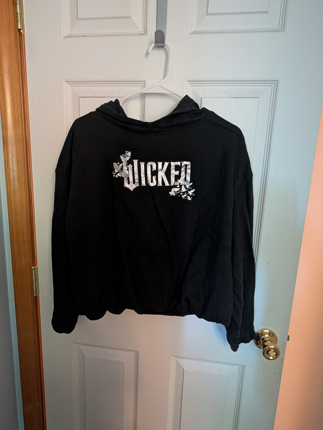 Wicked Bubble Bottom Hoodie - size Junior Girls S (3-5)