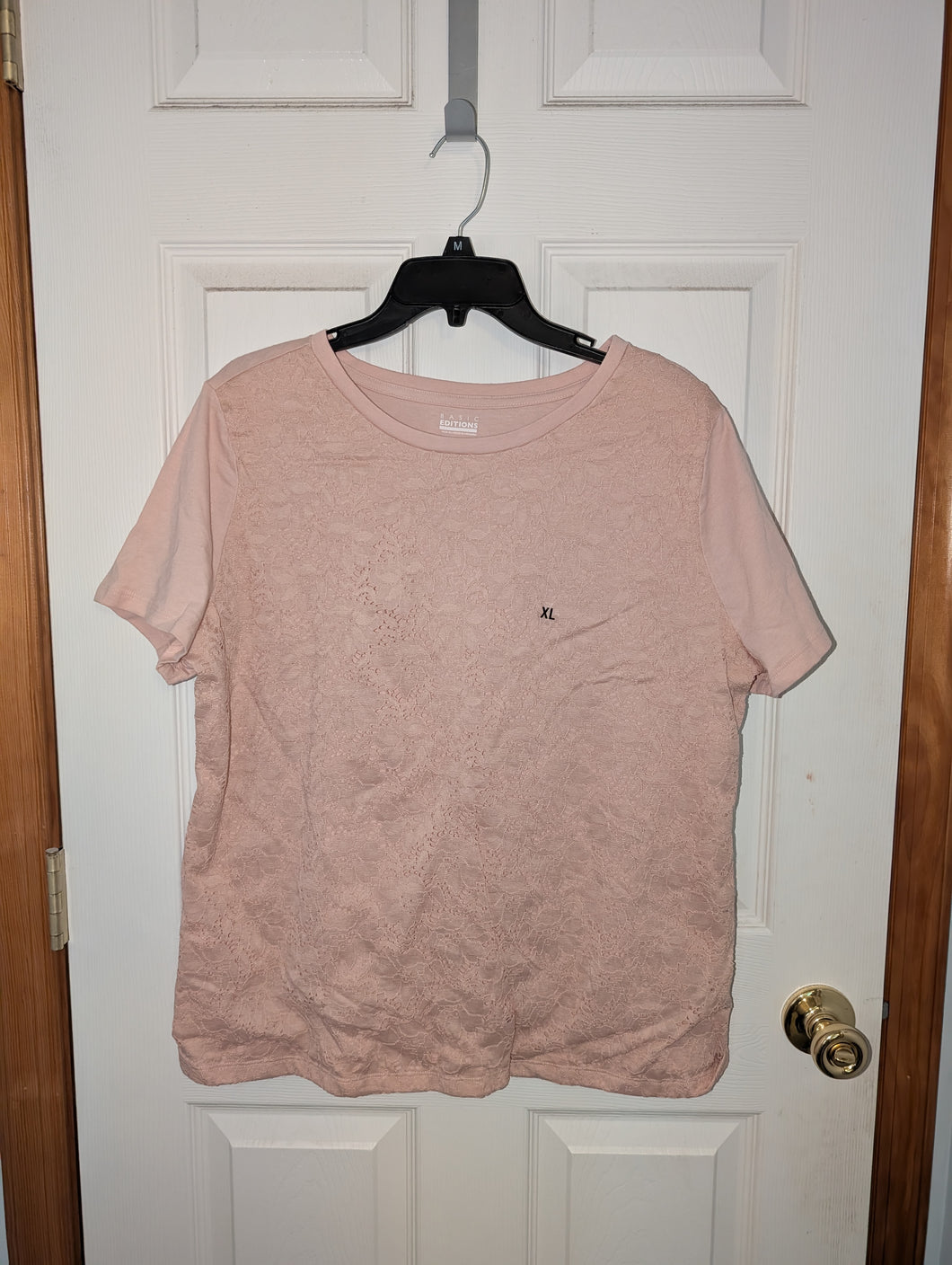 Basic Editions Pale Pink lace TShirt - size Women XL (14)
