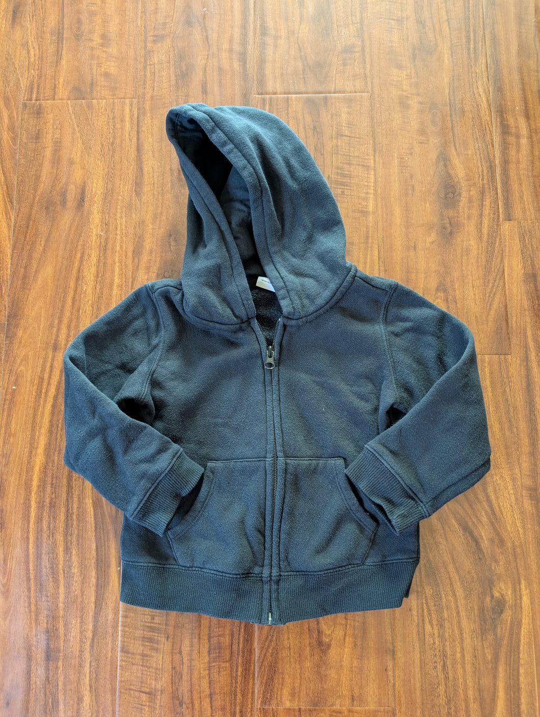 Amazon Essentials Black Zip-up Hoodie - size 3T