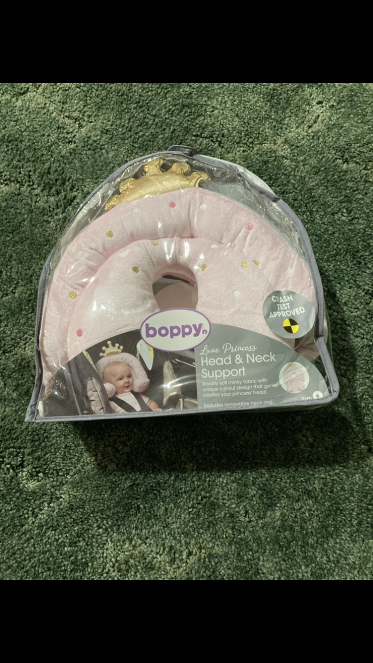 New boppy head and Neck support