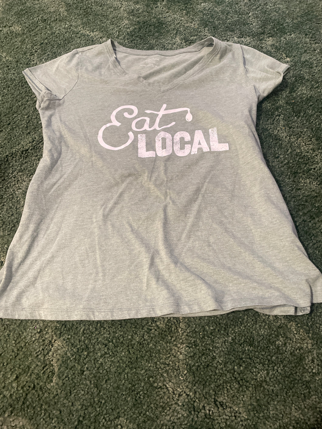 Motherhood nursing shirt Eat local side zippers - size Women M (8-10)