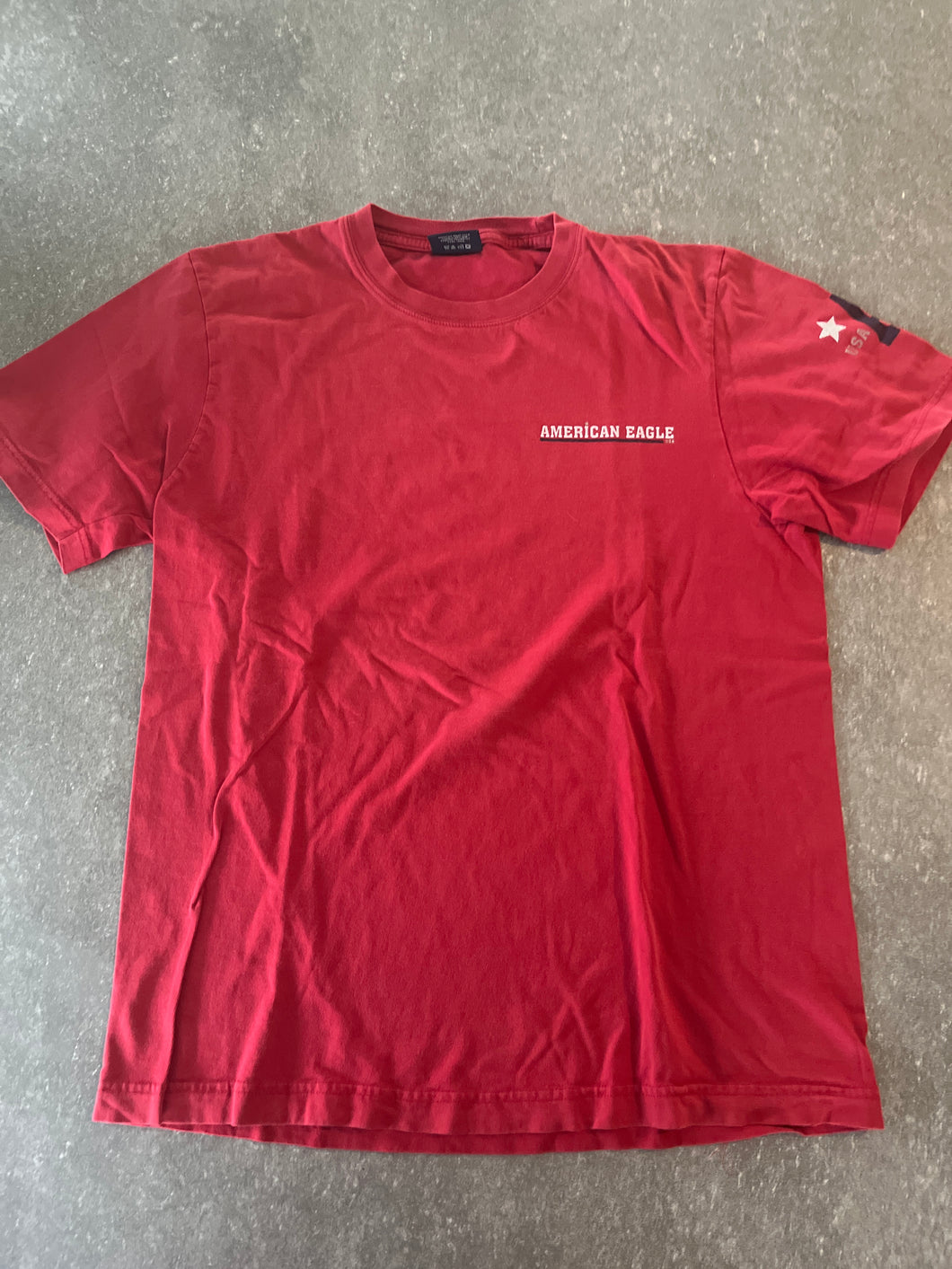 American Eagle t-shirt Red AE - size Mens S