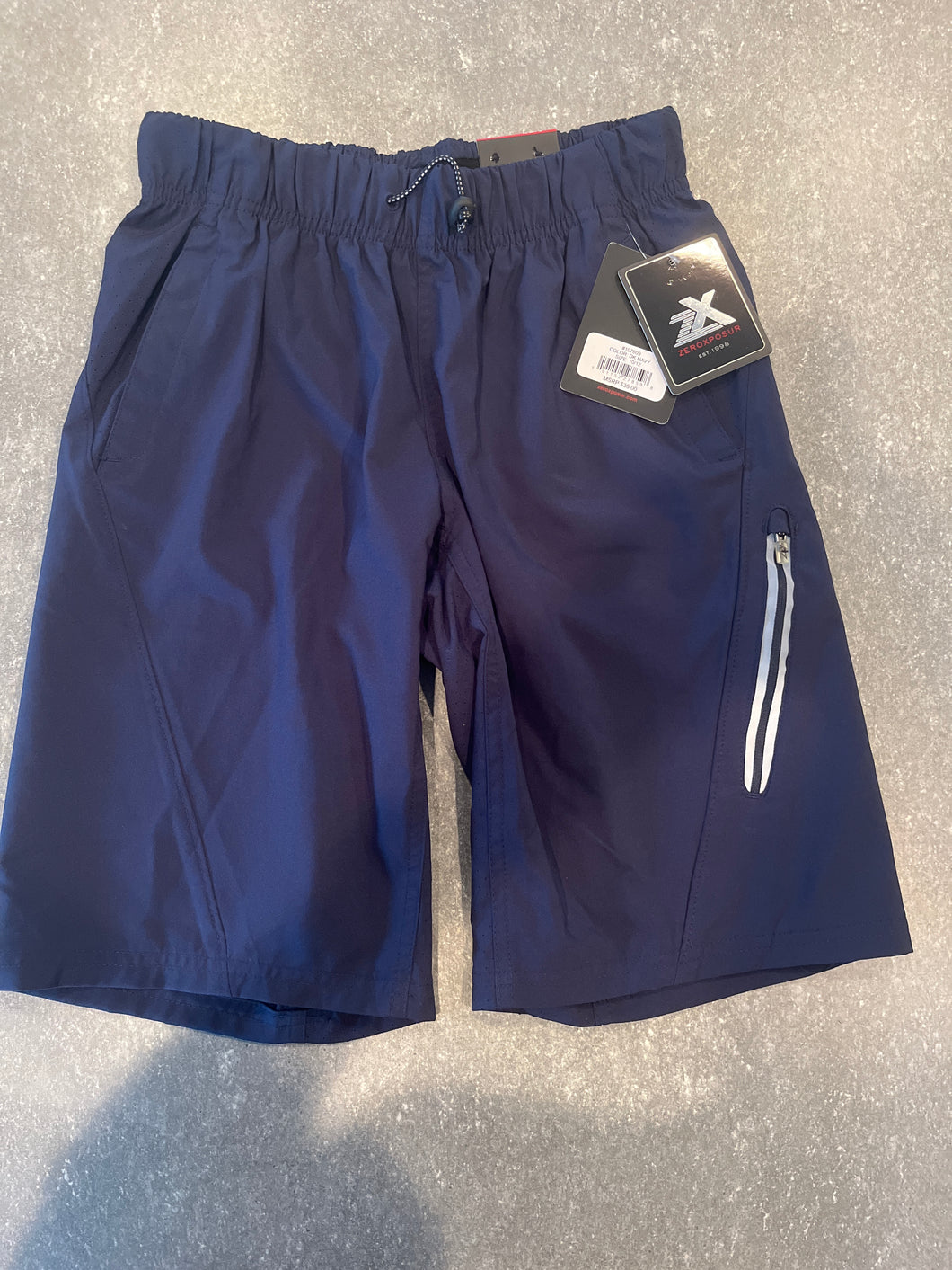 Zeroexposure tech shorts New NWT navy Sz 10/12 - size Kids 10