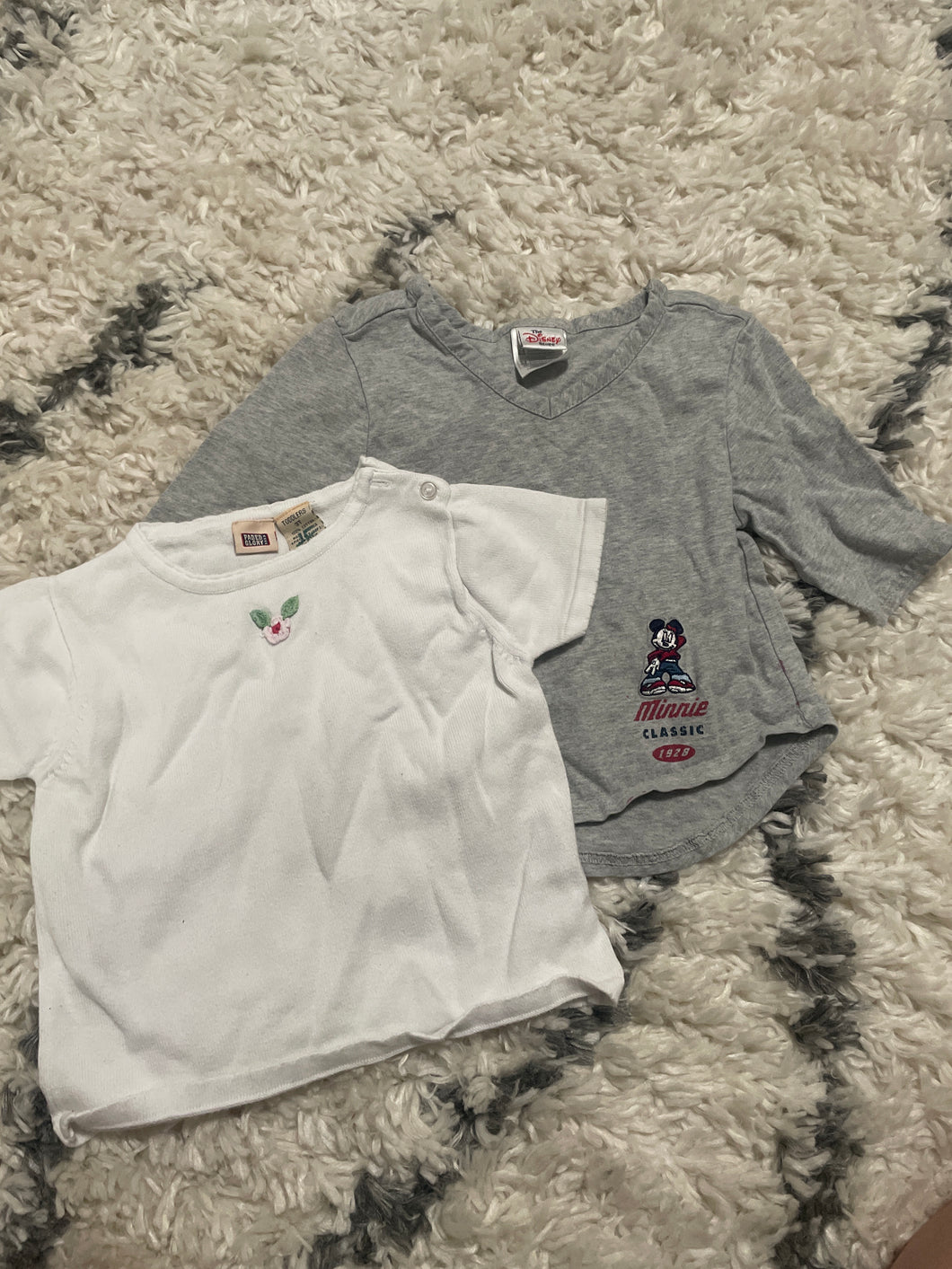 2pk Tops Gray Minnie/White - size 3T