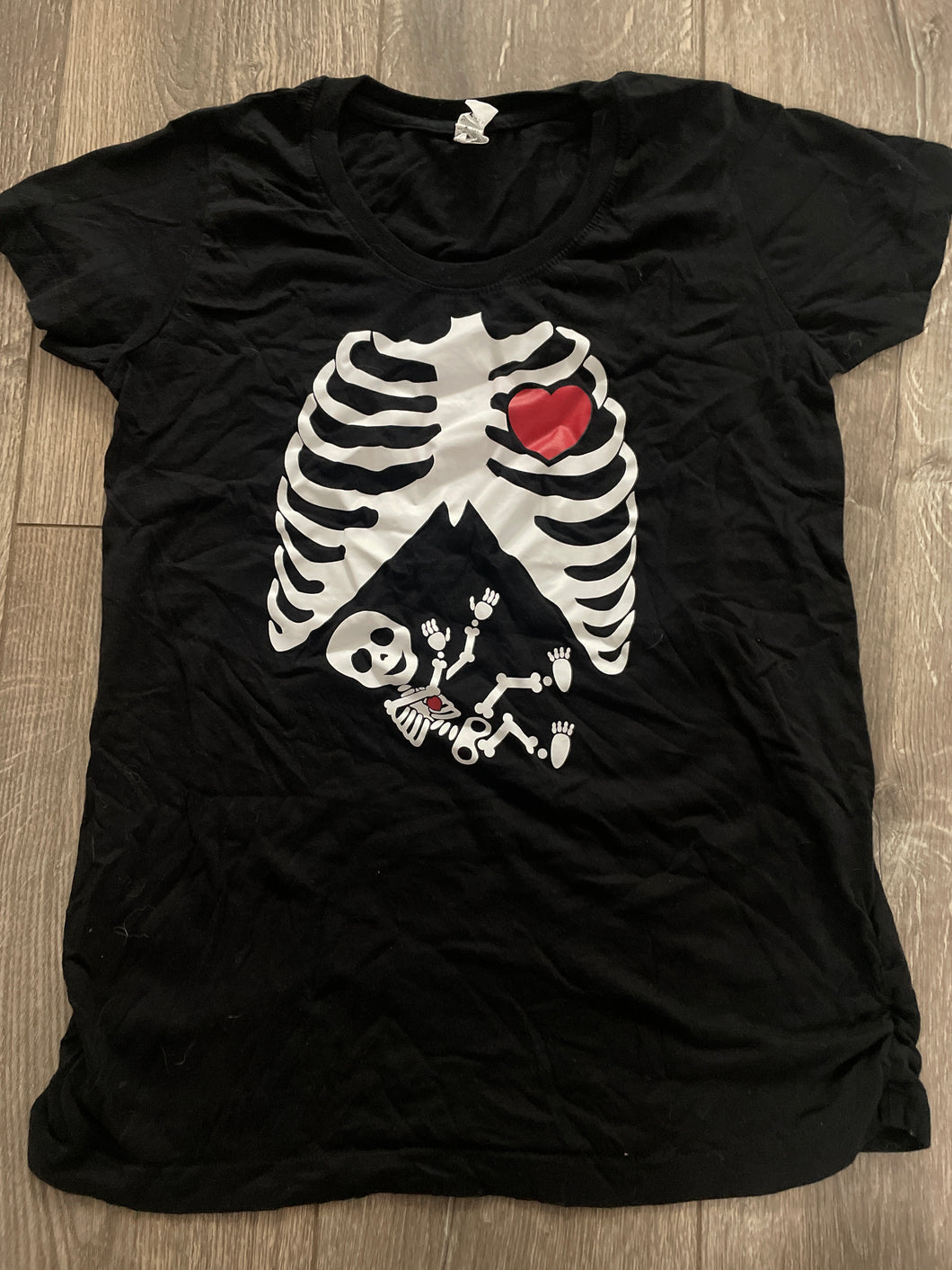 Skeleton Tshirt - size Women S (4-6)