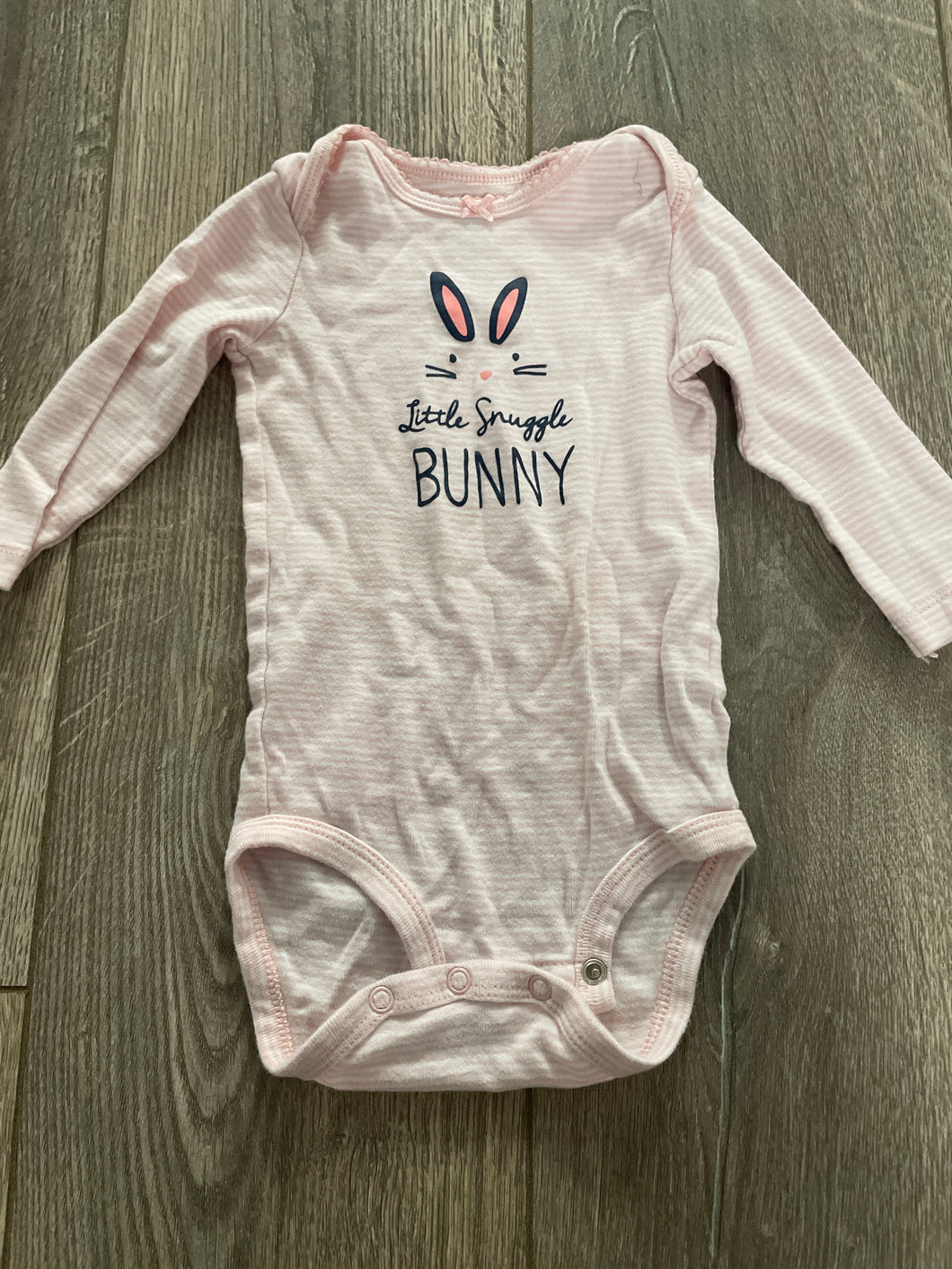 Carters Onesie Snuggle Bunny - size 12 Months