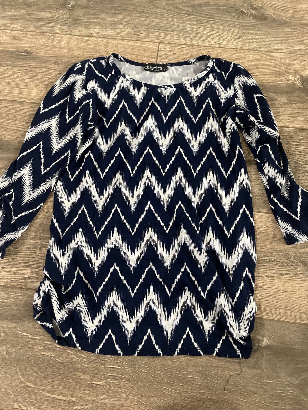 3/4 Sleeve Navy Top - size Women S (4-6)