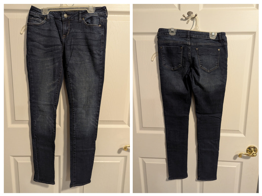 Delia'sTaylor SkinnyJean Size S 1/2 - size Junior Girls XS (0-1)
