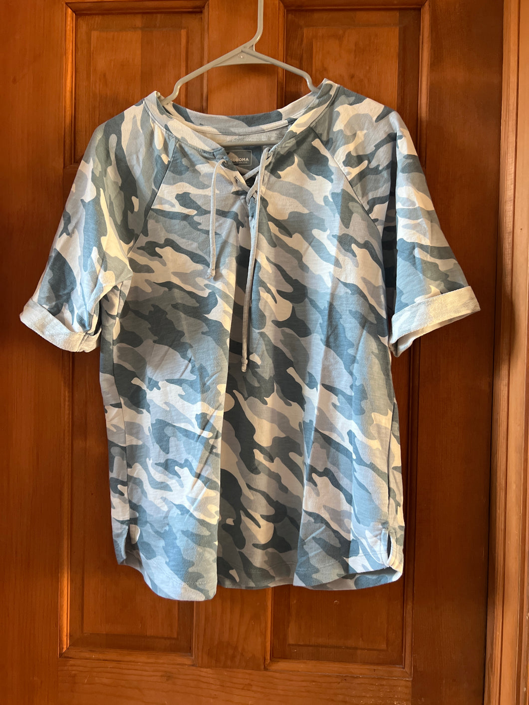 Blue Cameo Laceup Top Sonoma - size Women M (8-10)