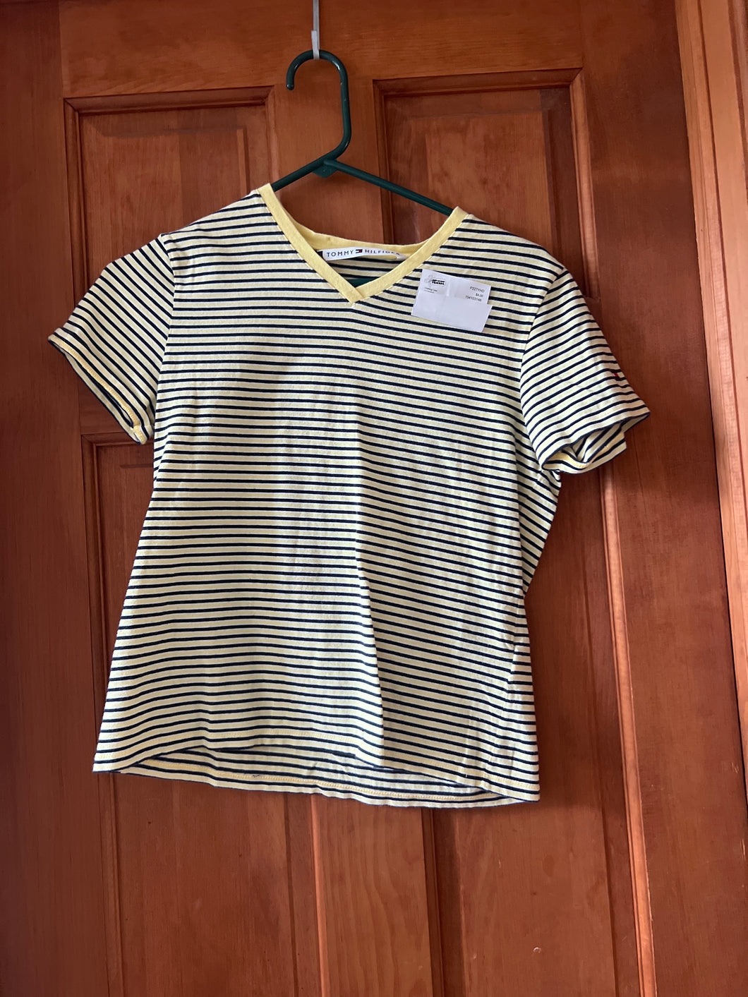 Yellow Striped V neck To Tommy Hilfiger - size Junior Girls M (7-9)
