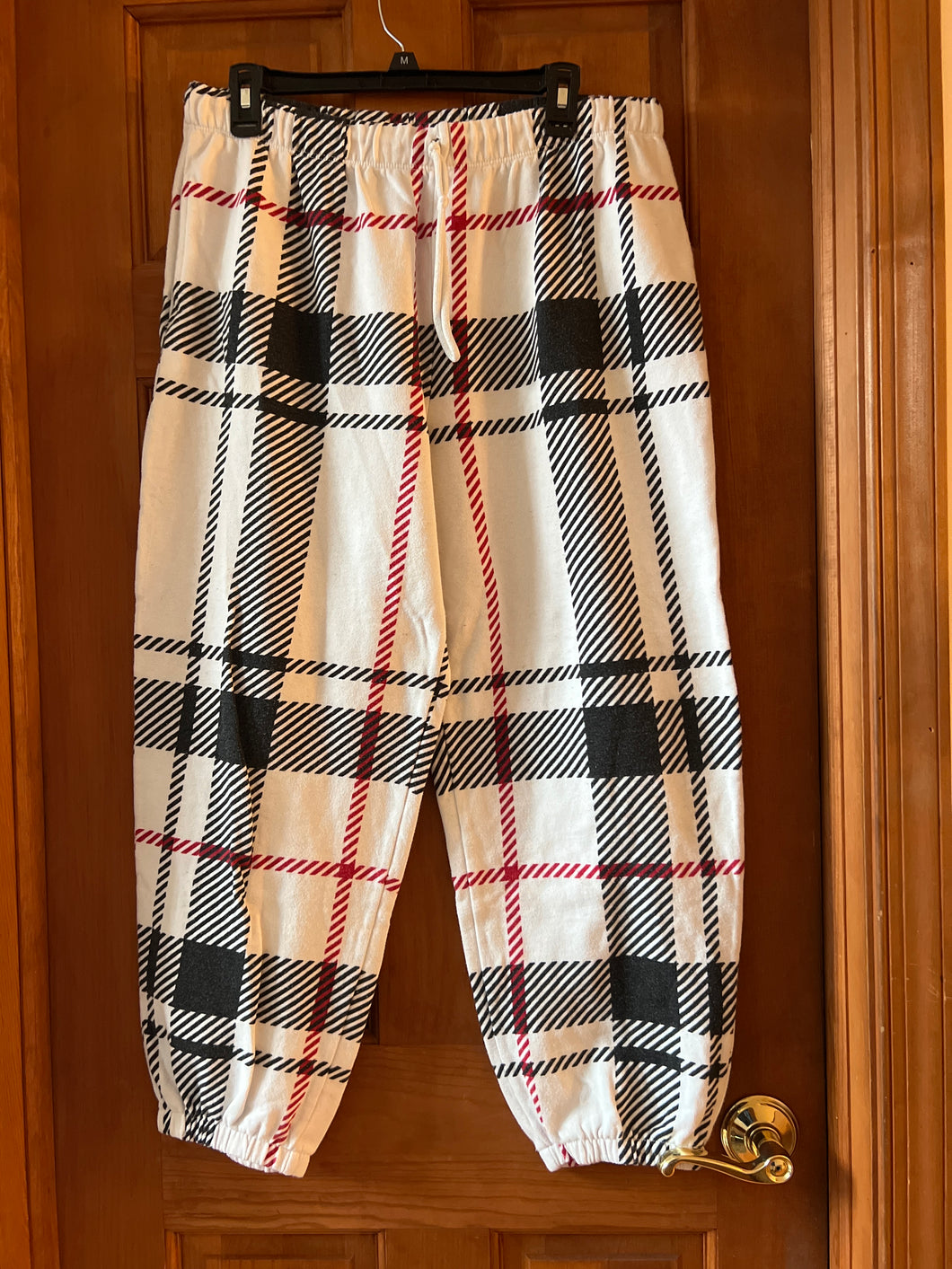 White plaid Sweatpants Colsie - size Junior Girls XL (15-17)