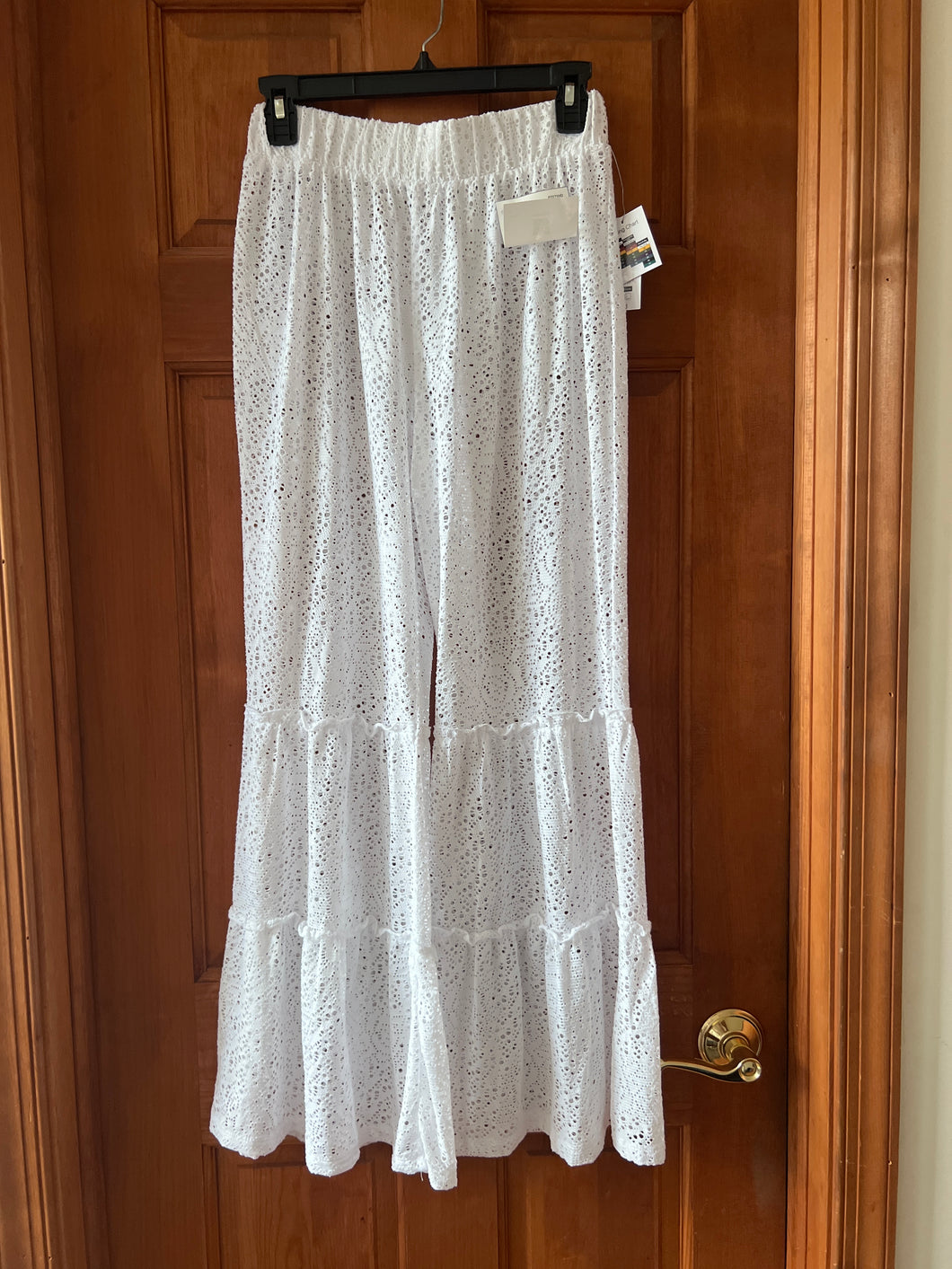 NEW! White Coverup Pants Time and Tru - size Women S (4-6)