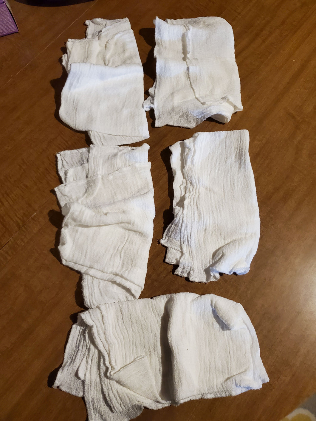 5 muslin burb cloths white