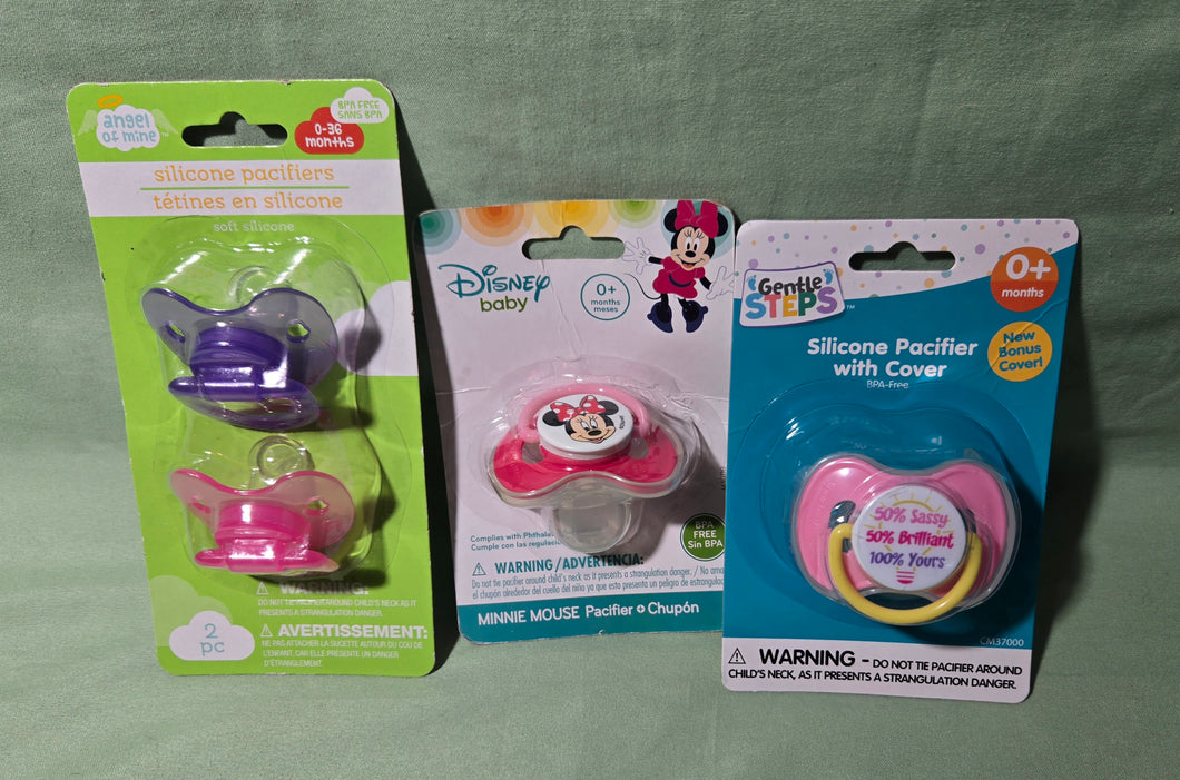 (4) Girls Pacifiers New In Box