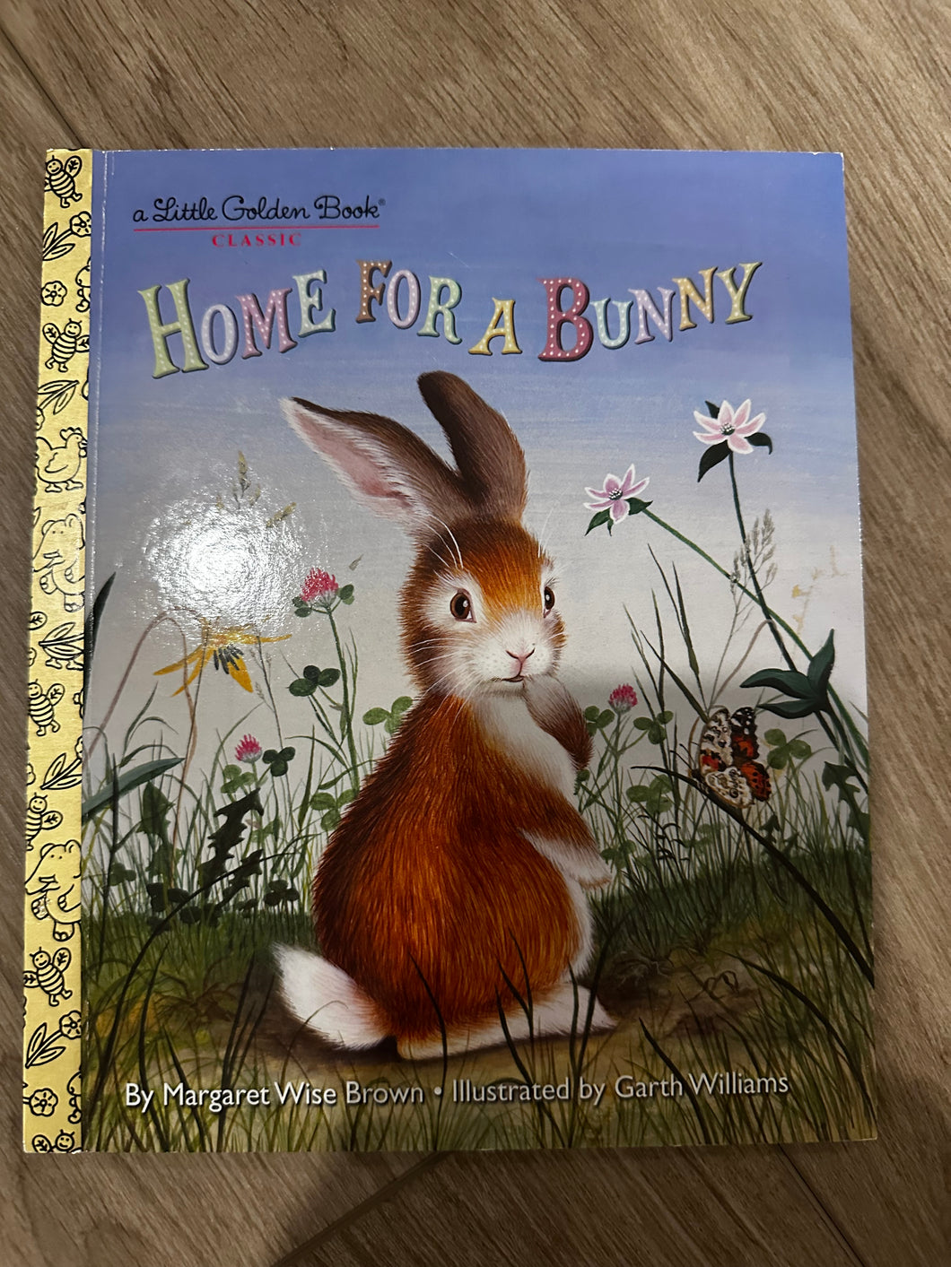 Little golden book. Home For a Bunny