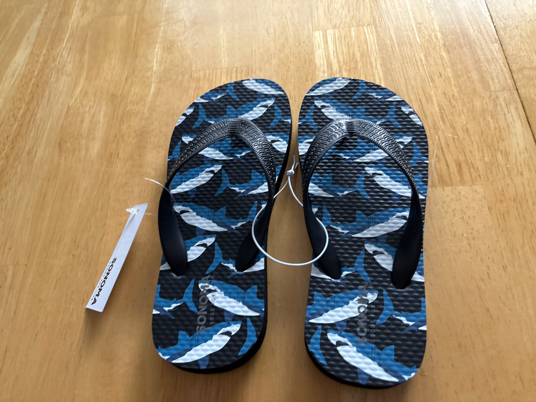 NEW SONOMA SHARK FLIP FLOPS - size Shoes-youth   13
