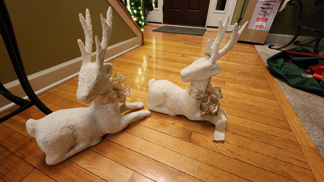 2 Reindeer 14 x 16 each Set