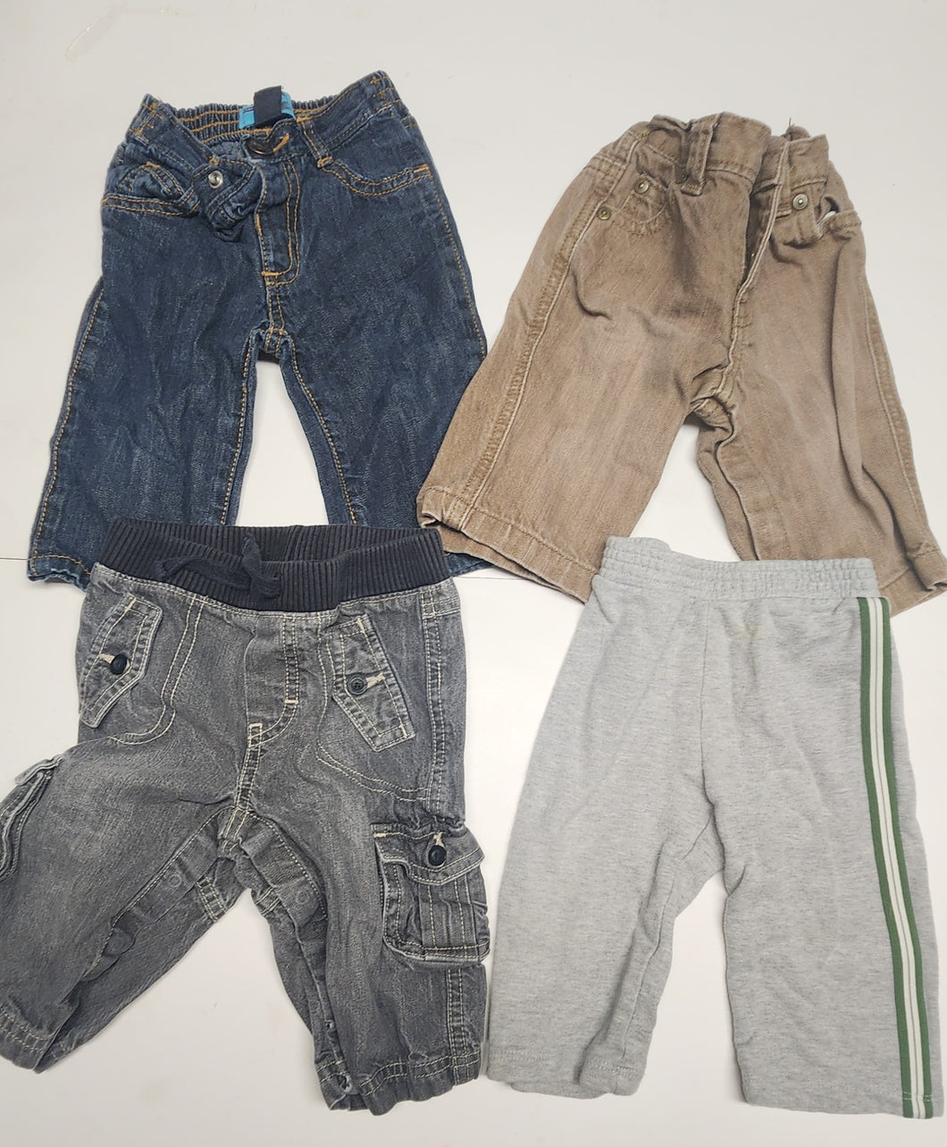 Multibrand pants 6-12 month - size 6-9 Months