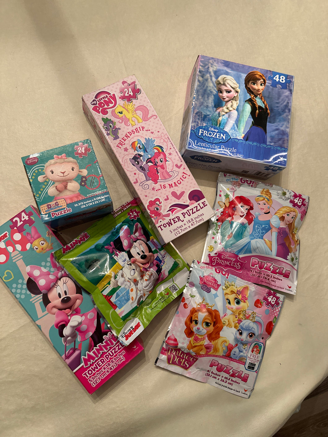 Disney 7 puzzles Mix of puzzles