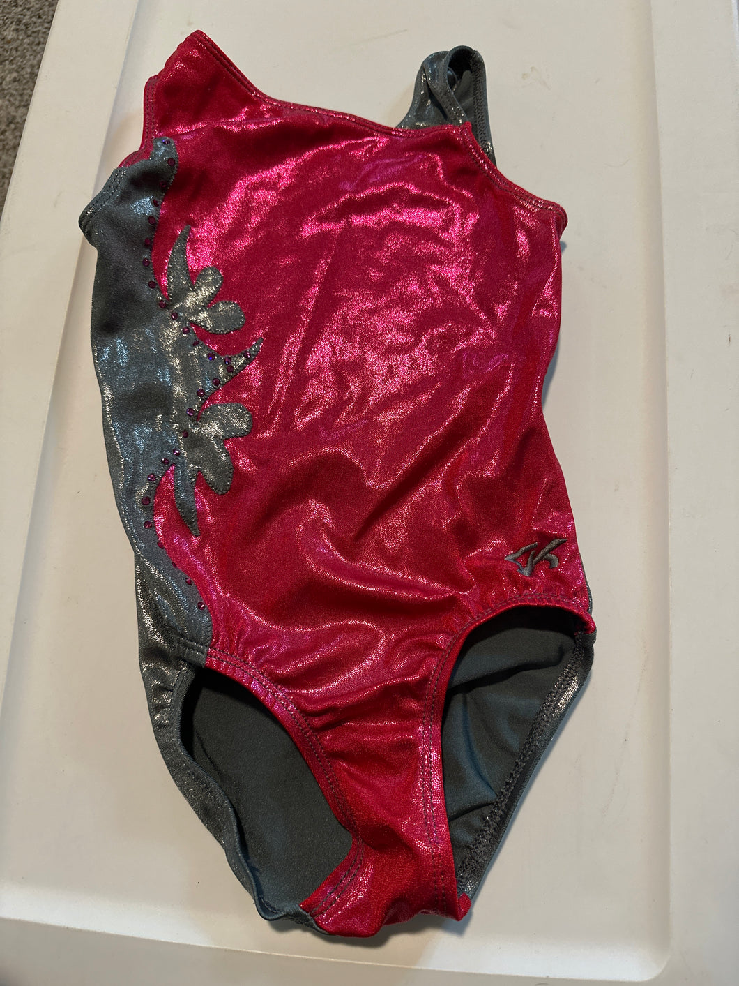 GK CM leo Pink/gray w pink diamond - size Kids 7